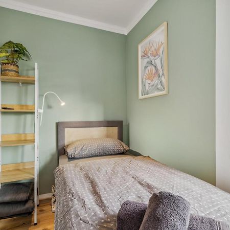 Apartmán Amalfi A02 - 2 Zi Fuer 4P - Balkon, Smart Tv, Boxspringbett Kaiserslautern Exteriér fotografie