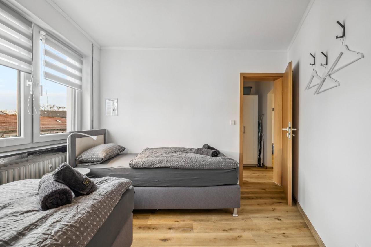Apartmán Amalfi A02 - 2 Zi Fuer 4P - Balkon, Smart Tv, Boxspringbett Kaiserslautern Exteriér fotografie